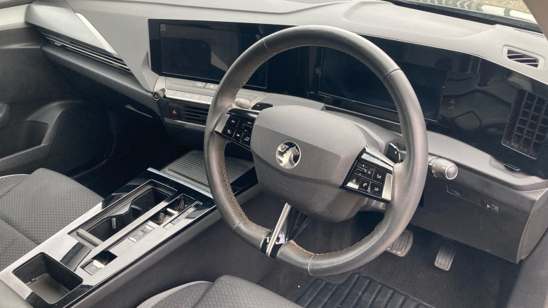 Vauxhall Astra 1.2 Turbo 130 Design 5dr Auto Petrol Hatchback